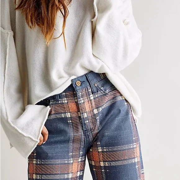 Free People Baker Plaid Boyfriend Jeans size 25 - Picture 2 of 4